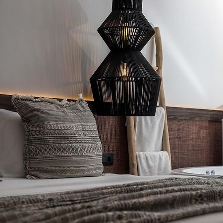 Vanik Suites Kallithéa エクステリア 写真