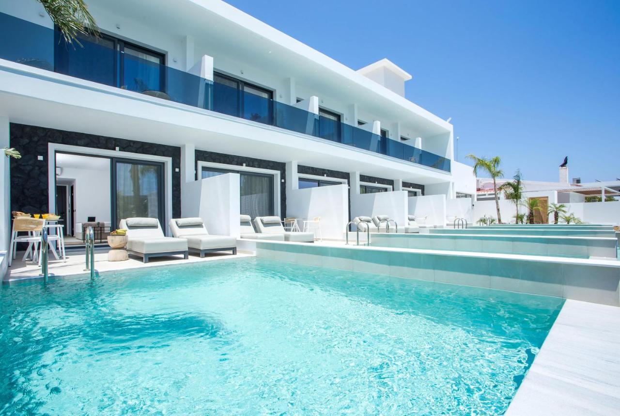 Vanik Suites Kallithéa エクステリア 写真