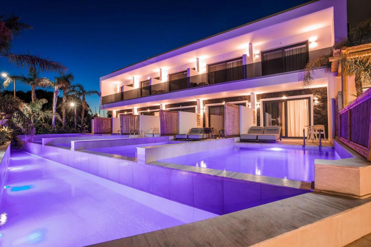 Vanik Suites Kallithéa エクステリア 写真